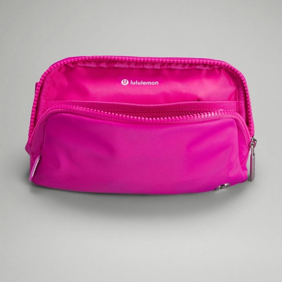 LULULEMON | Everywhere Belt Bag 1L | Sonic Pink - Picture 8 of 12